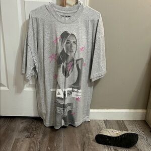 Gray Graphic Short Sleeve Tee